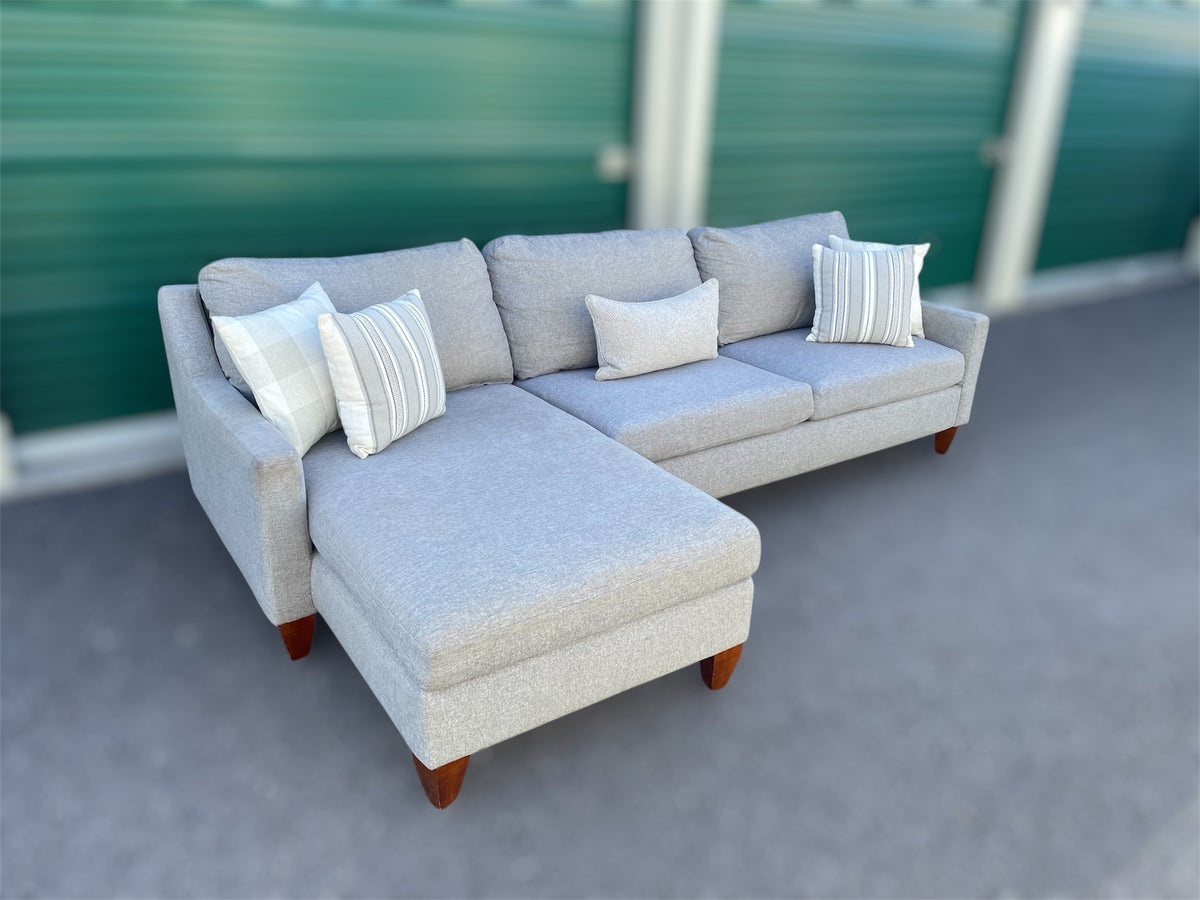 Grey 2-Piece Sectional Sofa – La-Z-Boy