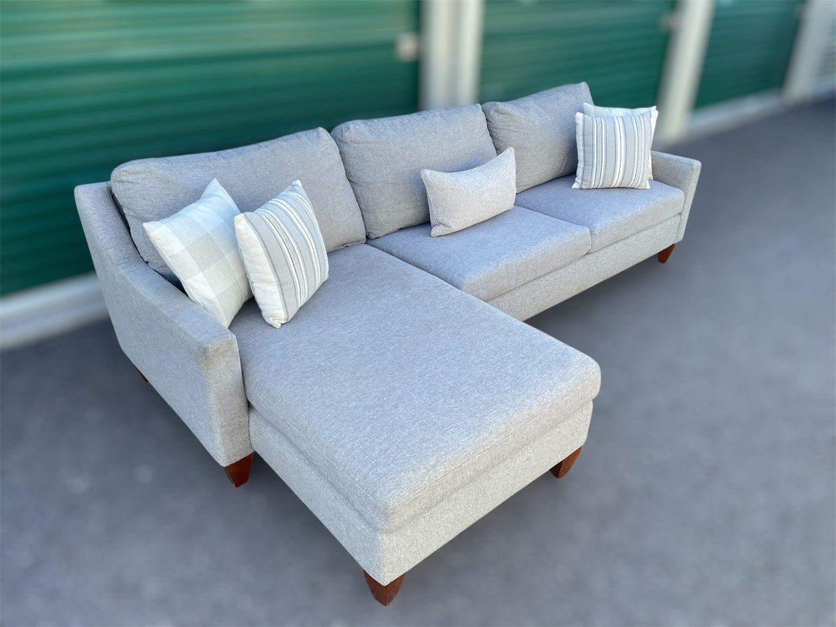 Grey 2-Piece Sectional Sofa – La-Z-Boy