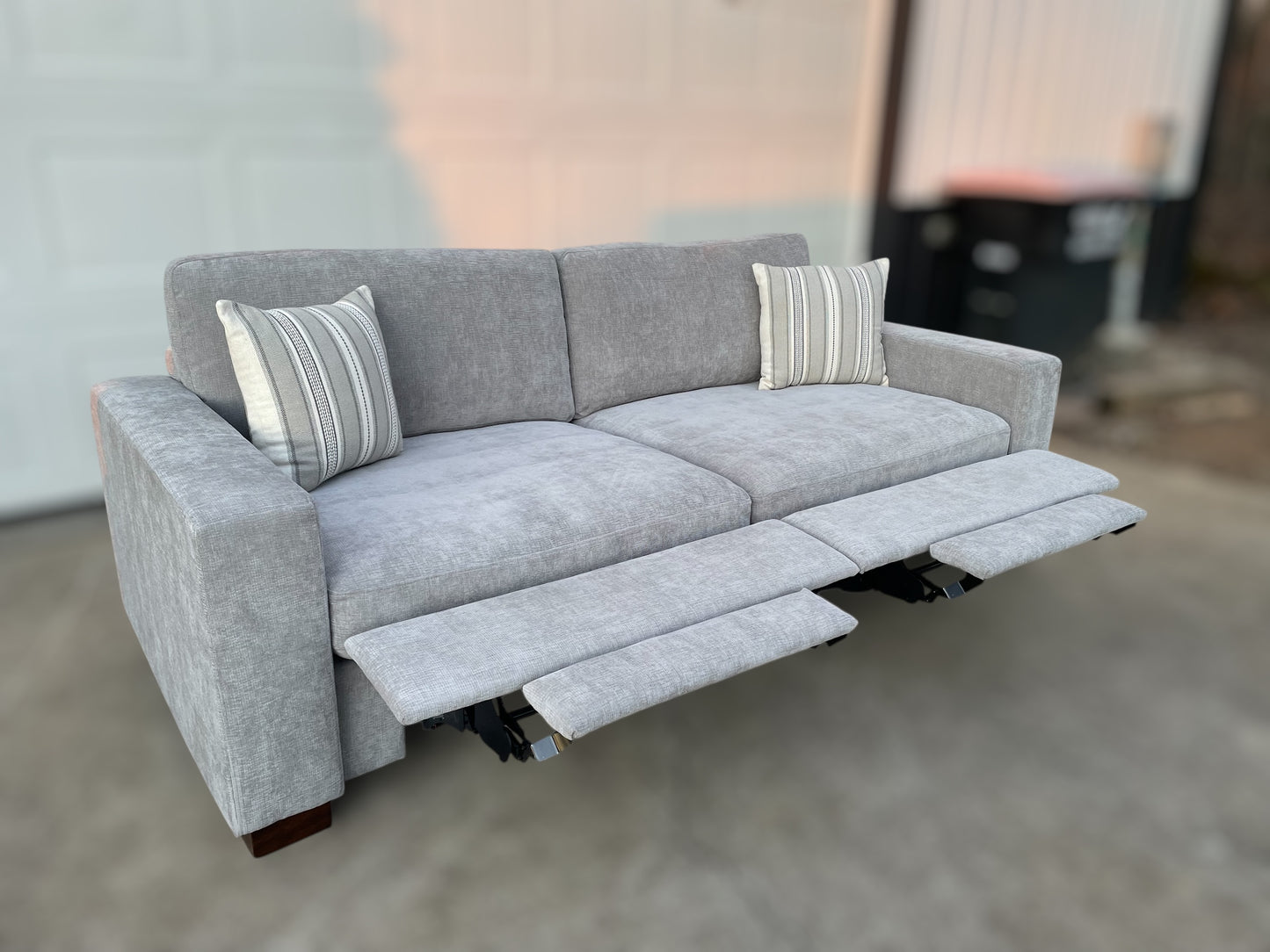 Henredon Skye Sofa w/ Dual Power Footrests – Costco