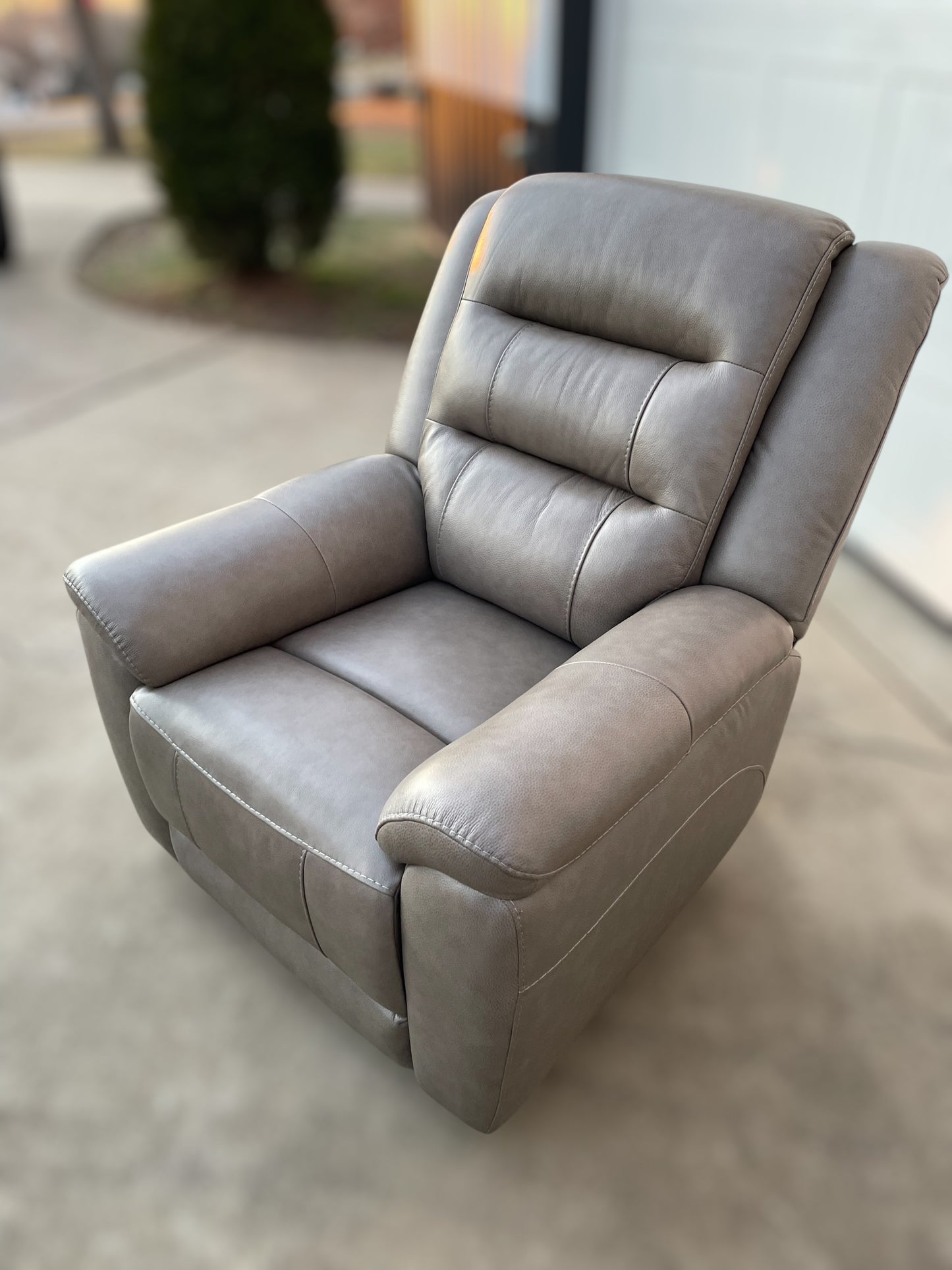 Mason Leather Power Recliner w/ Power Headrest – Costco