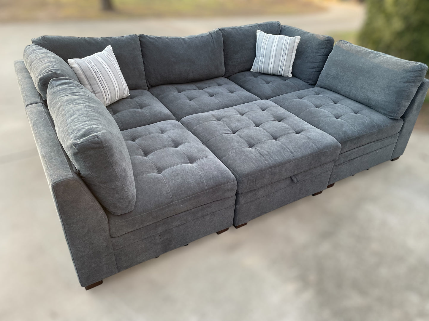 Thomasville Tisdale 6-Piece Sectional – Dark Grey (Costco)