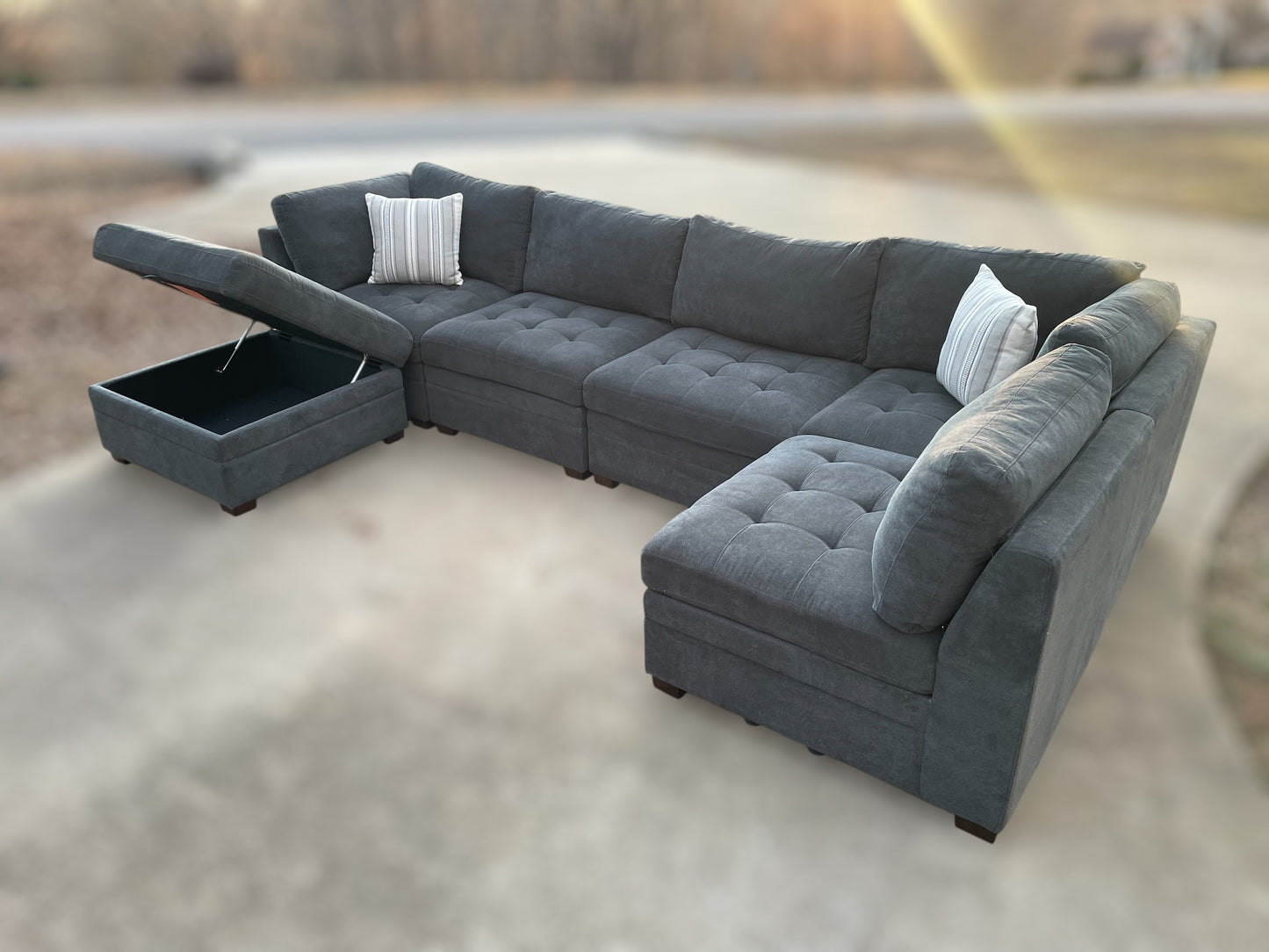 Thomasville Tisdale 6-Piece Sectional – Dark Grey (Costco)