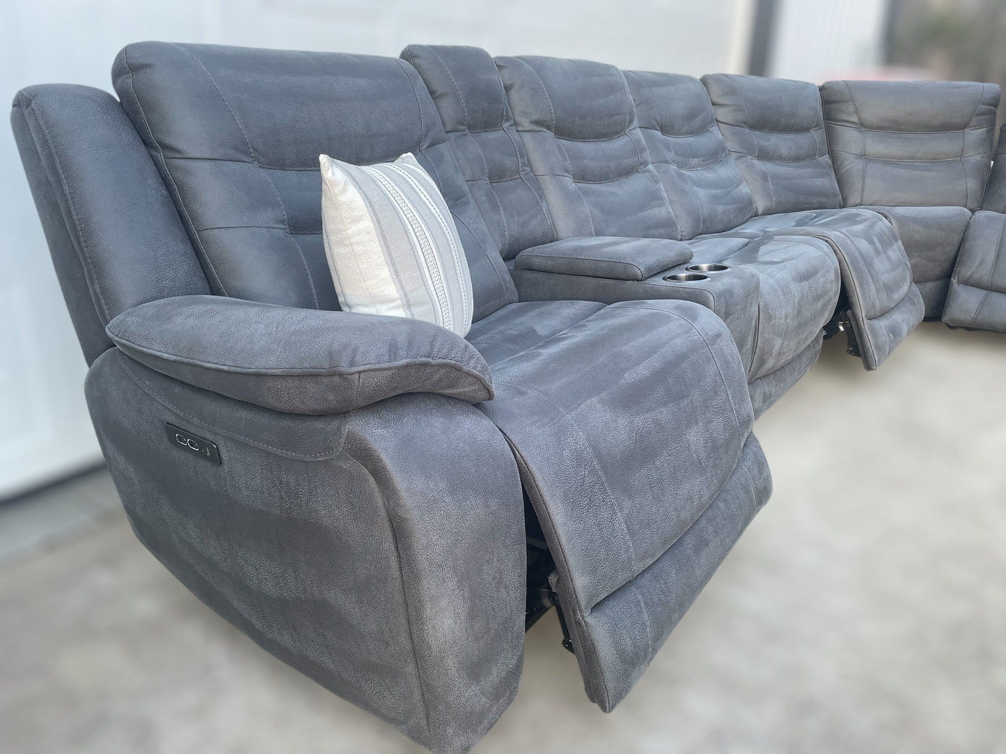 Kelsee 6-Piece Power Reclining Sectional – Costco