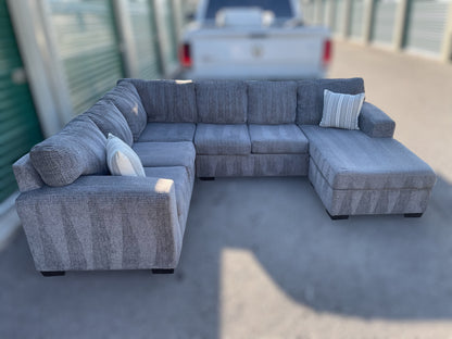 Modern Grey Sectional w/ Chaise
