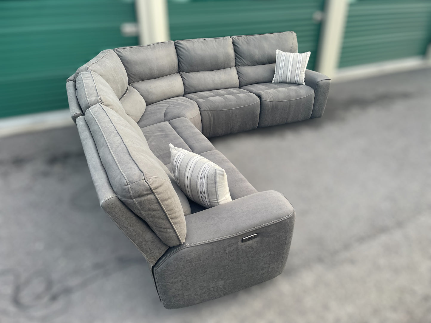 Costco Gray 6-Piece Power Reclining Sectional