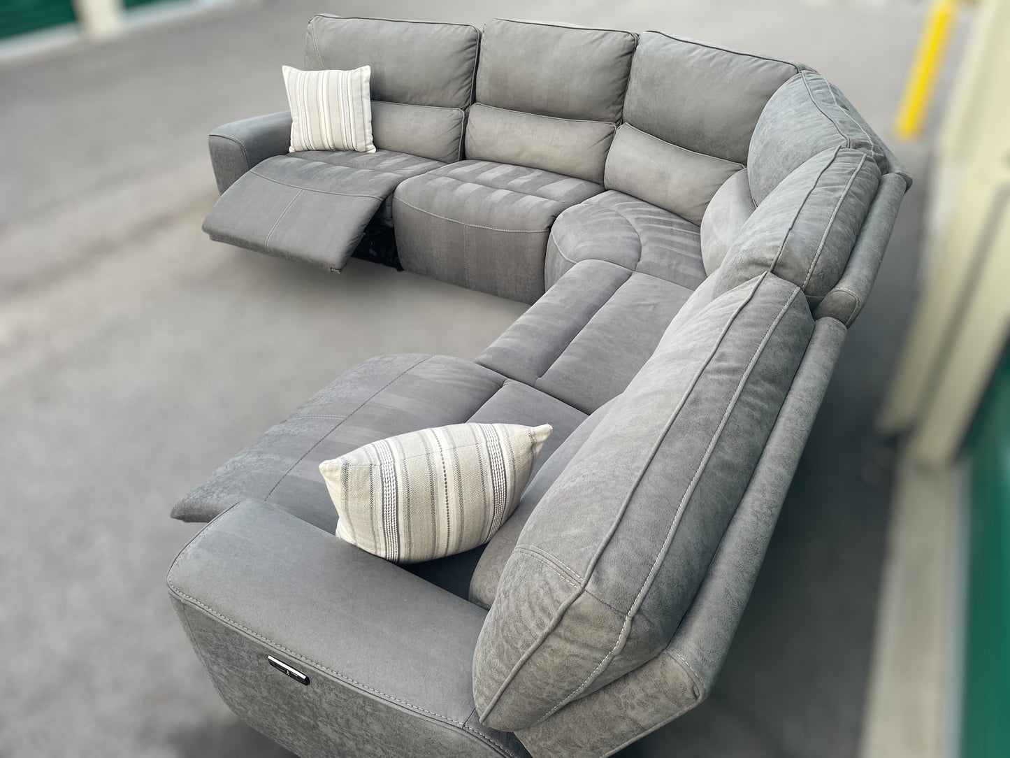 Costco Gray 6-Piece Power Reclining Sectional