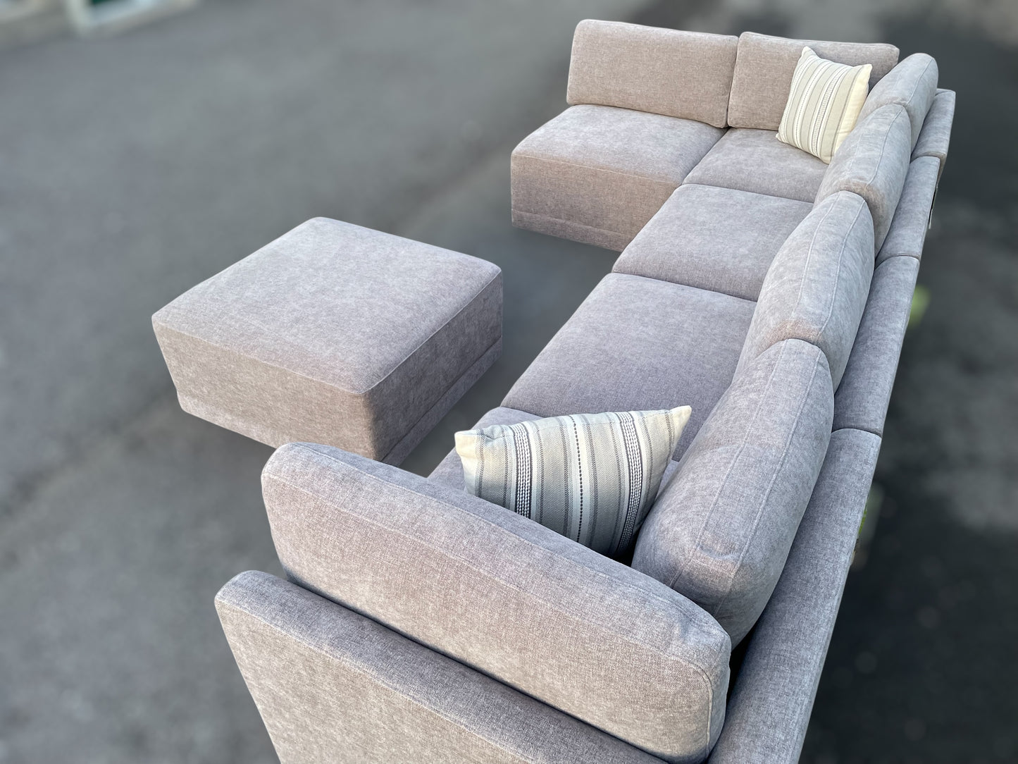 Thomasville Fallon 6pc Modular Sectional- Costco