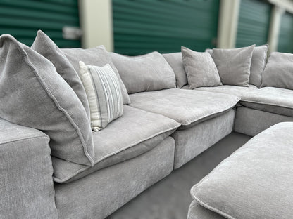 Sereen Sectional (Aiden & Ivy)