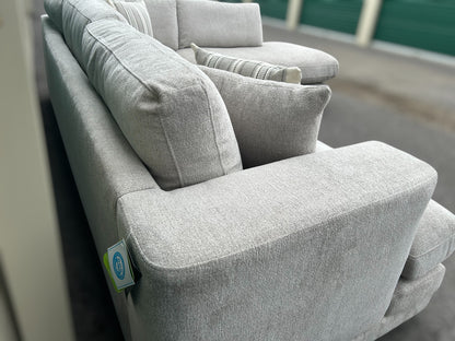 Derry Fabric Sectional (Aiden & Ivy)