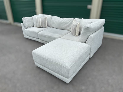 Dayna 4-Piece Fabric Modular Sectional (Aiden & Ivy)