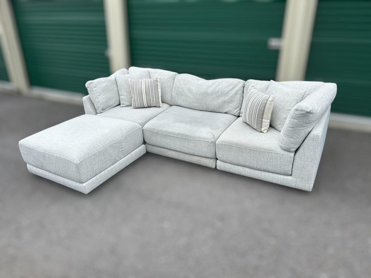 Dayna 4-Piece Fabric Modular Sectional (Aiden & Ivy)