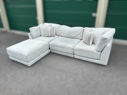 Dayna 4-Piece Fabric Modular Sectional (Aiden & Ivy)