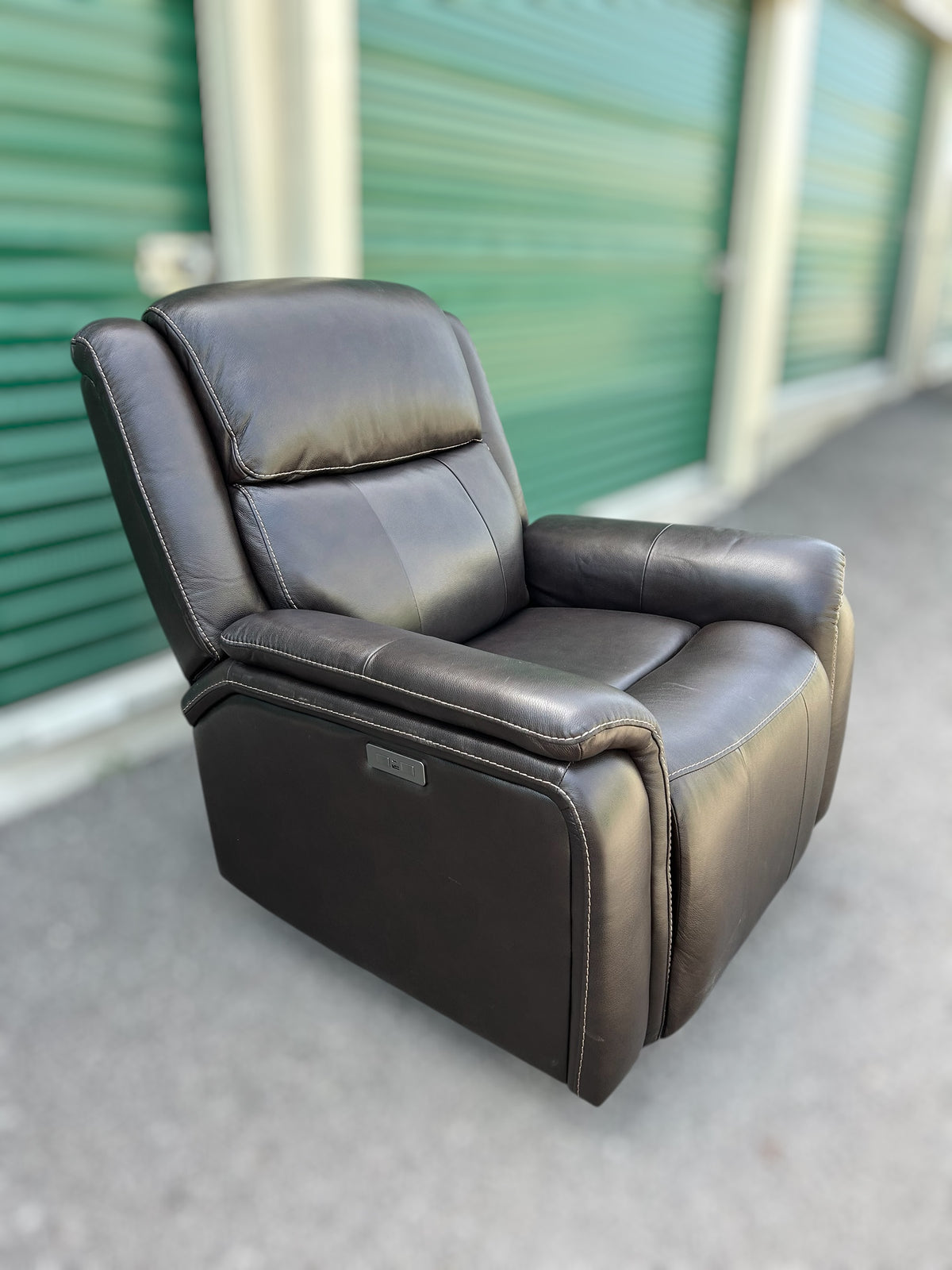 Bryson Leather Power Rocker Recliner (Barcalounger)