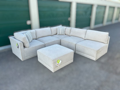 Thomasville Fallon 6-Piece Modular Sectional w/ Ottoman (Cream)