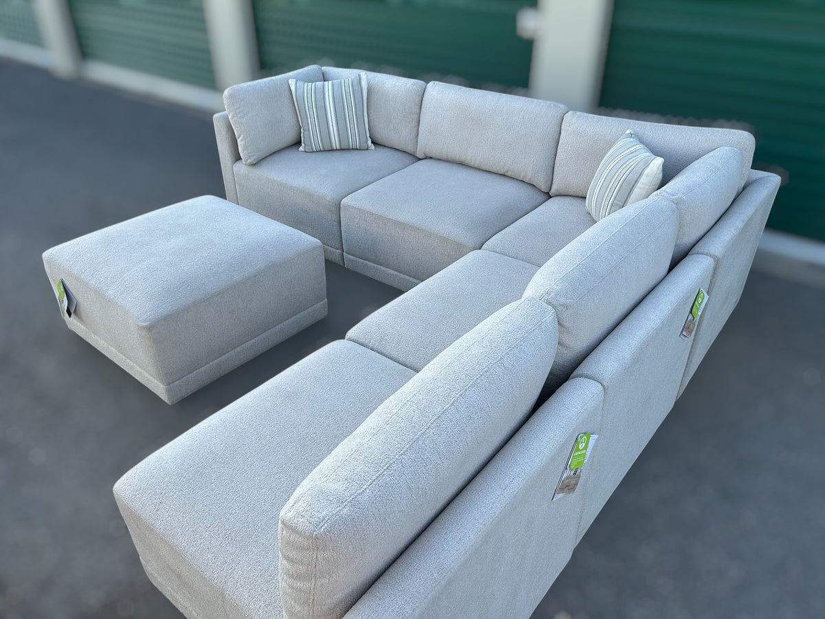 Thomasville Fallon 6-Piece Modular Sectional w/ Ottoman (Cream)