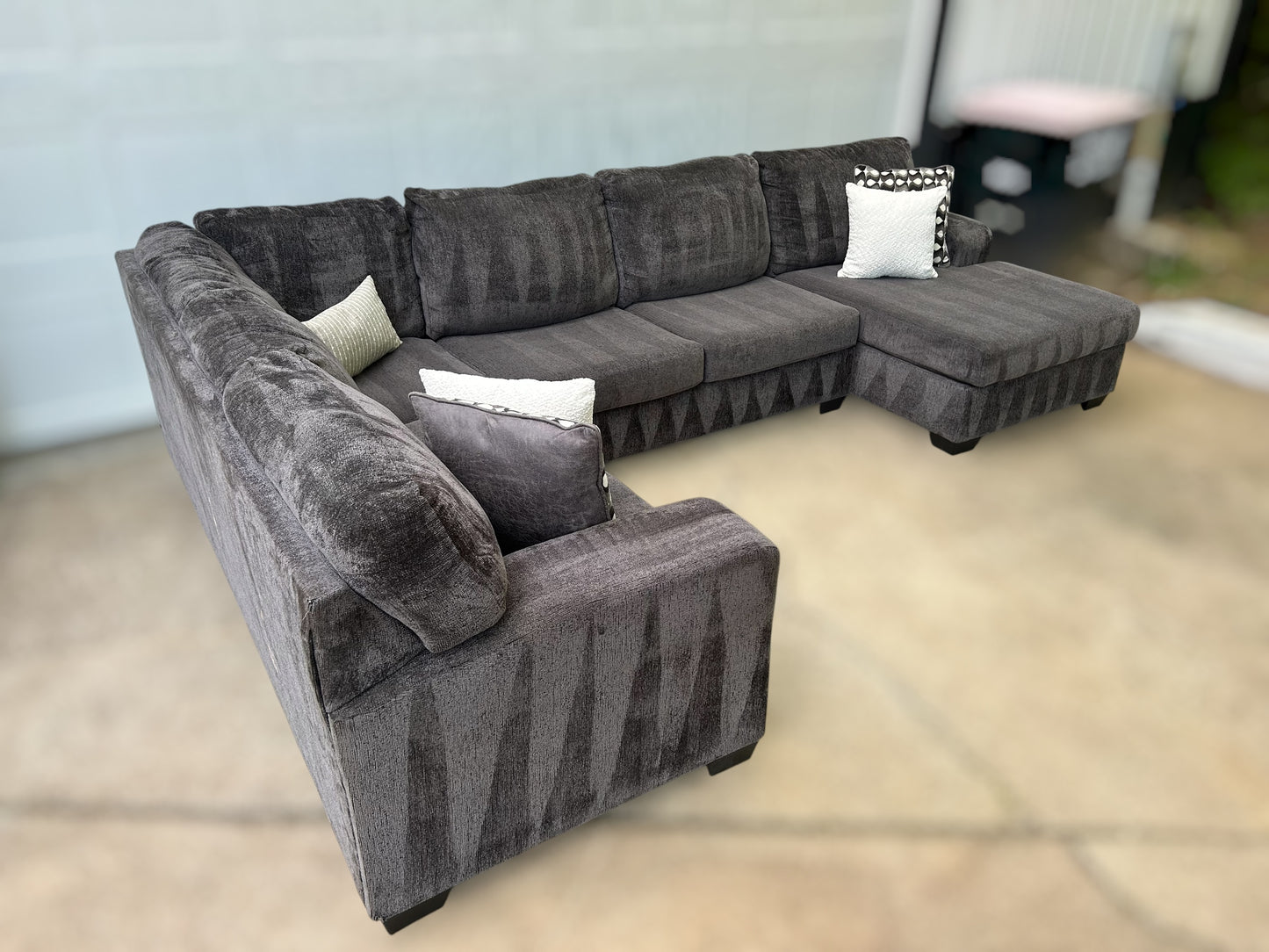 Ashley Ballinasloe 3-Piece Sectional