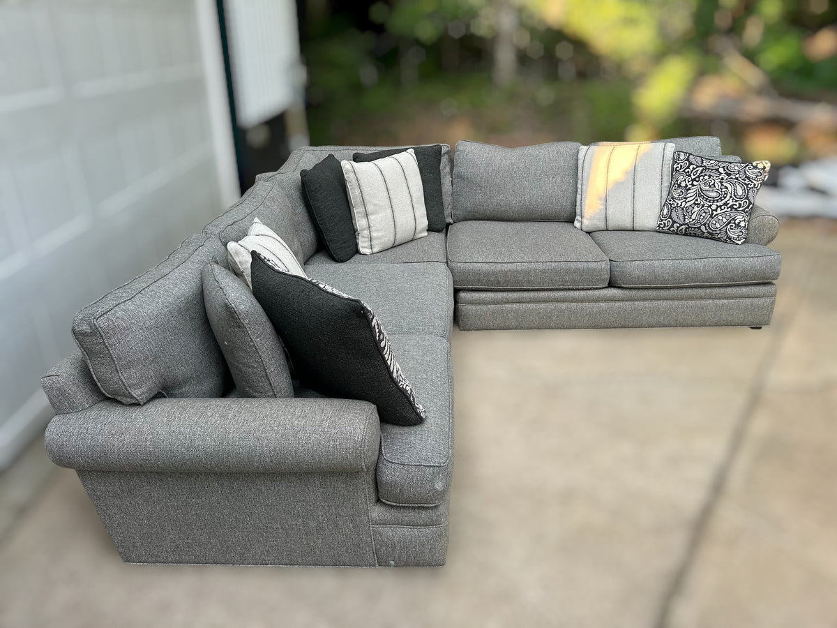 Cindy Crawford 3-Piece Grey Sectional